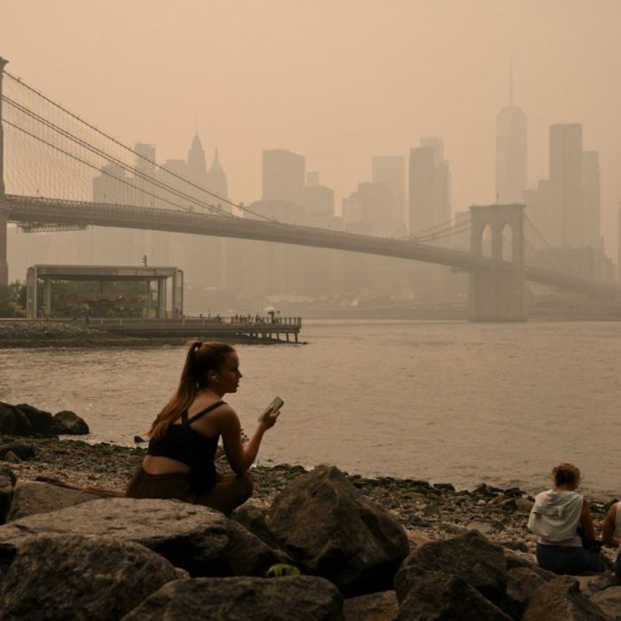 Chicago Chokes Again as Canadian Wildfire Smoke Returns Days After Record-Breaking Air Quality