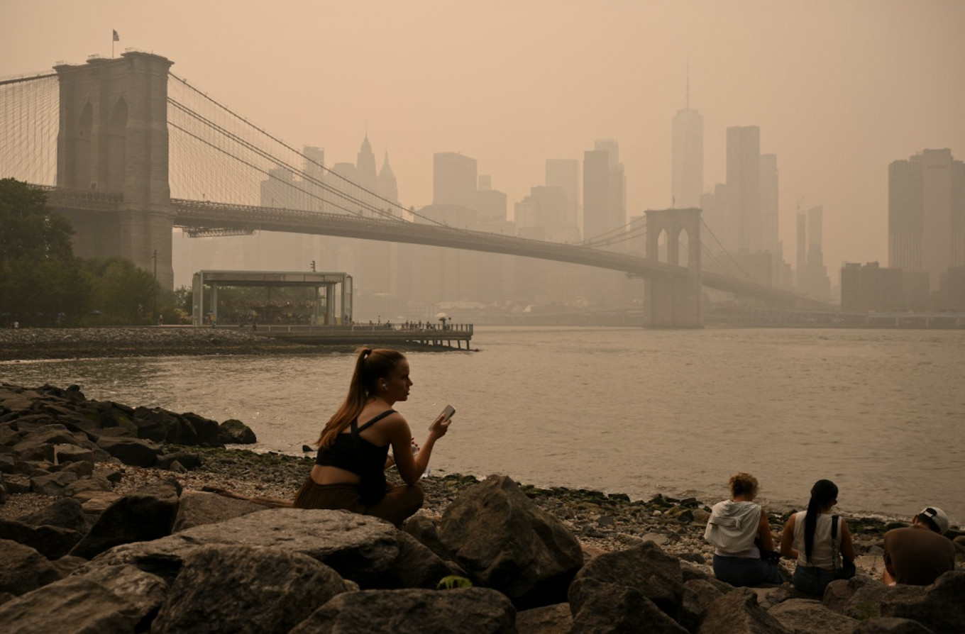 chicago-chokes-again-as-canadian-wildfire-smoke-returns-days-after-record-breaking-air-quality