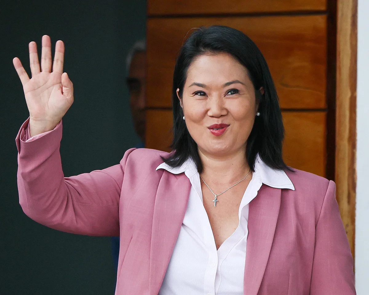 keiko-fujimori-wins-perus-presidency-by-a-razors-edge-in-historic-fourth-attempt