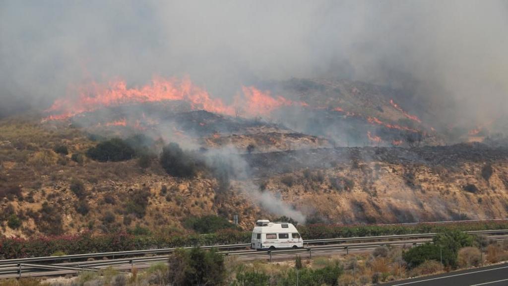 the-sky-went-dark-twelve-dead-in-spains-most-devastating-wildfire