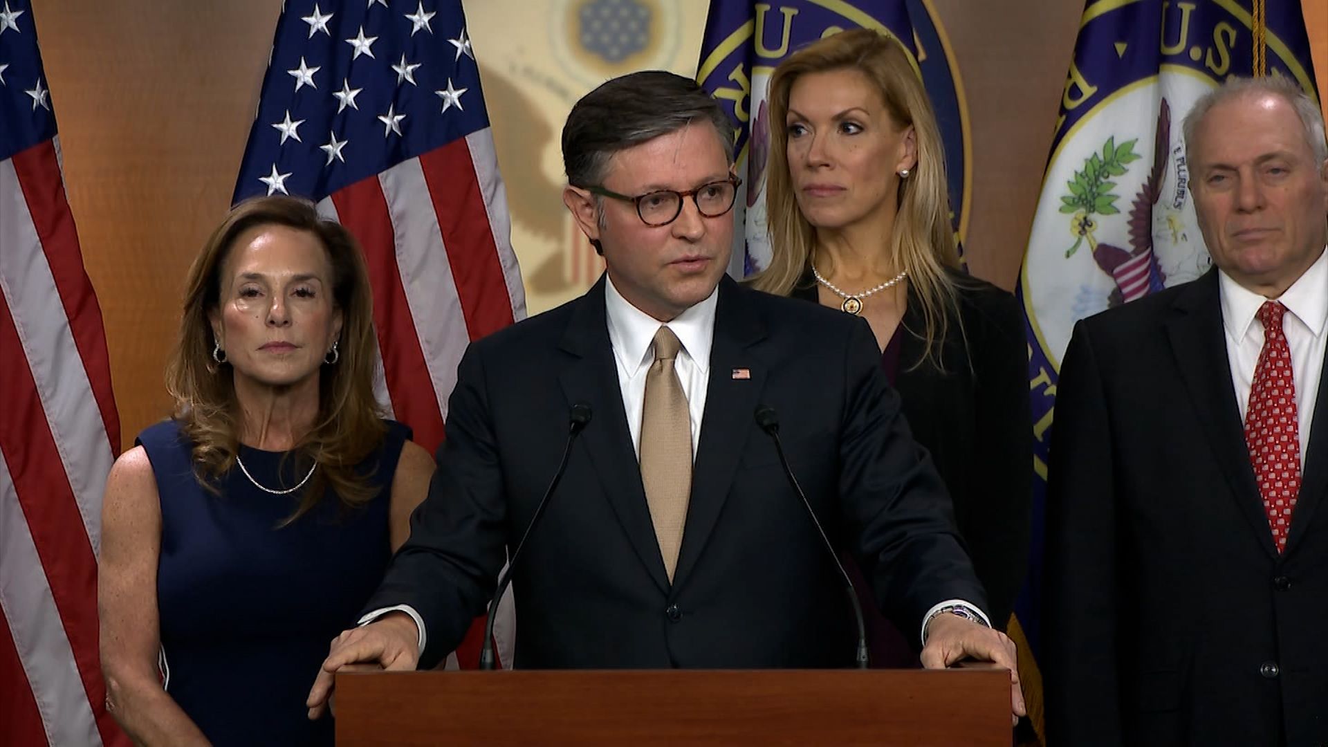 why-mike-johnsons-birthright-citizenship-push-faces-nearly-impossible-odds