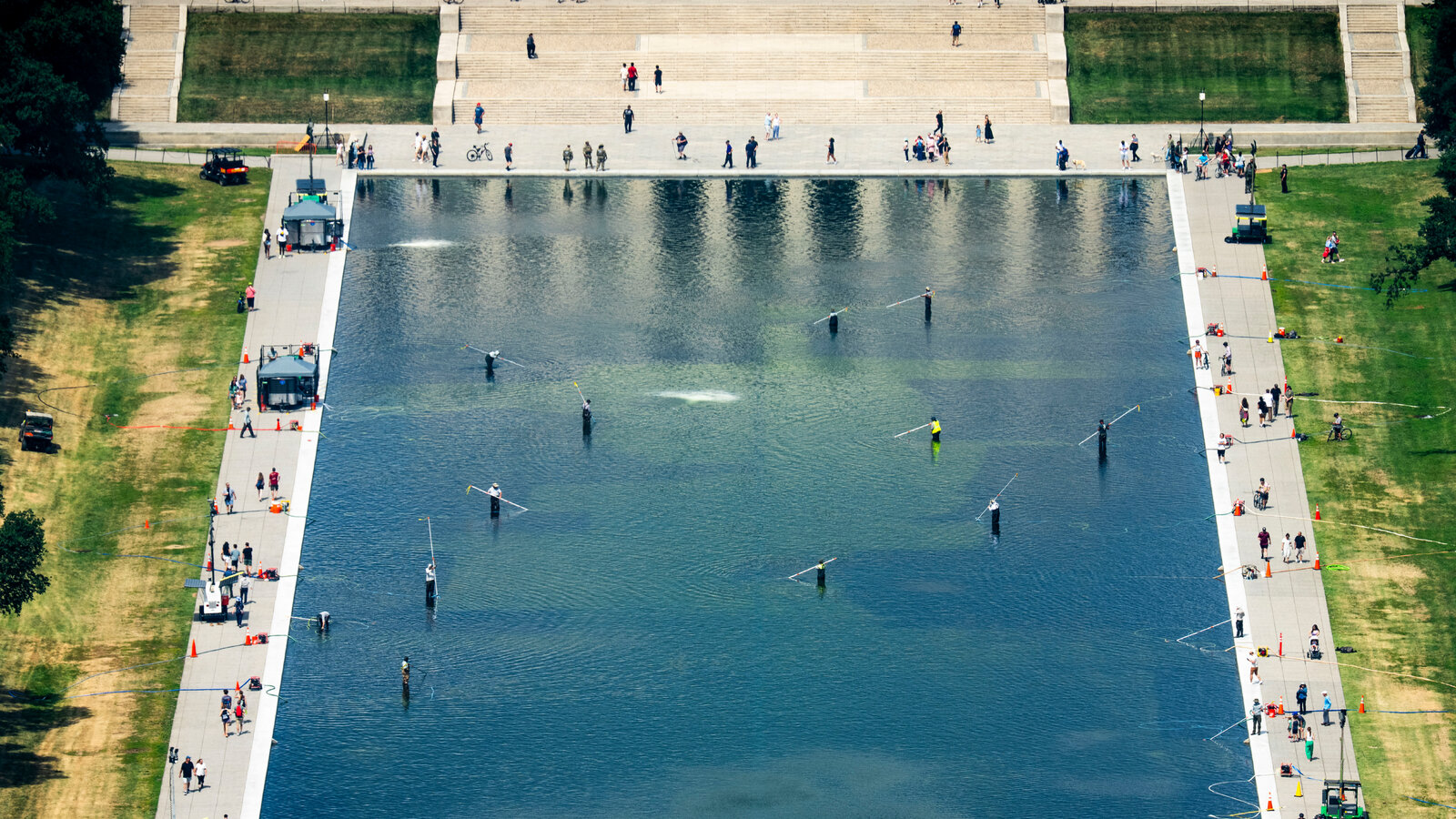 when-art-reflects-the-artist-what-trumps-reflecting-pool-reveals-about-his-character