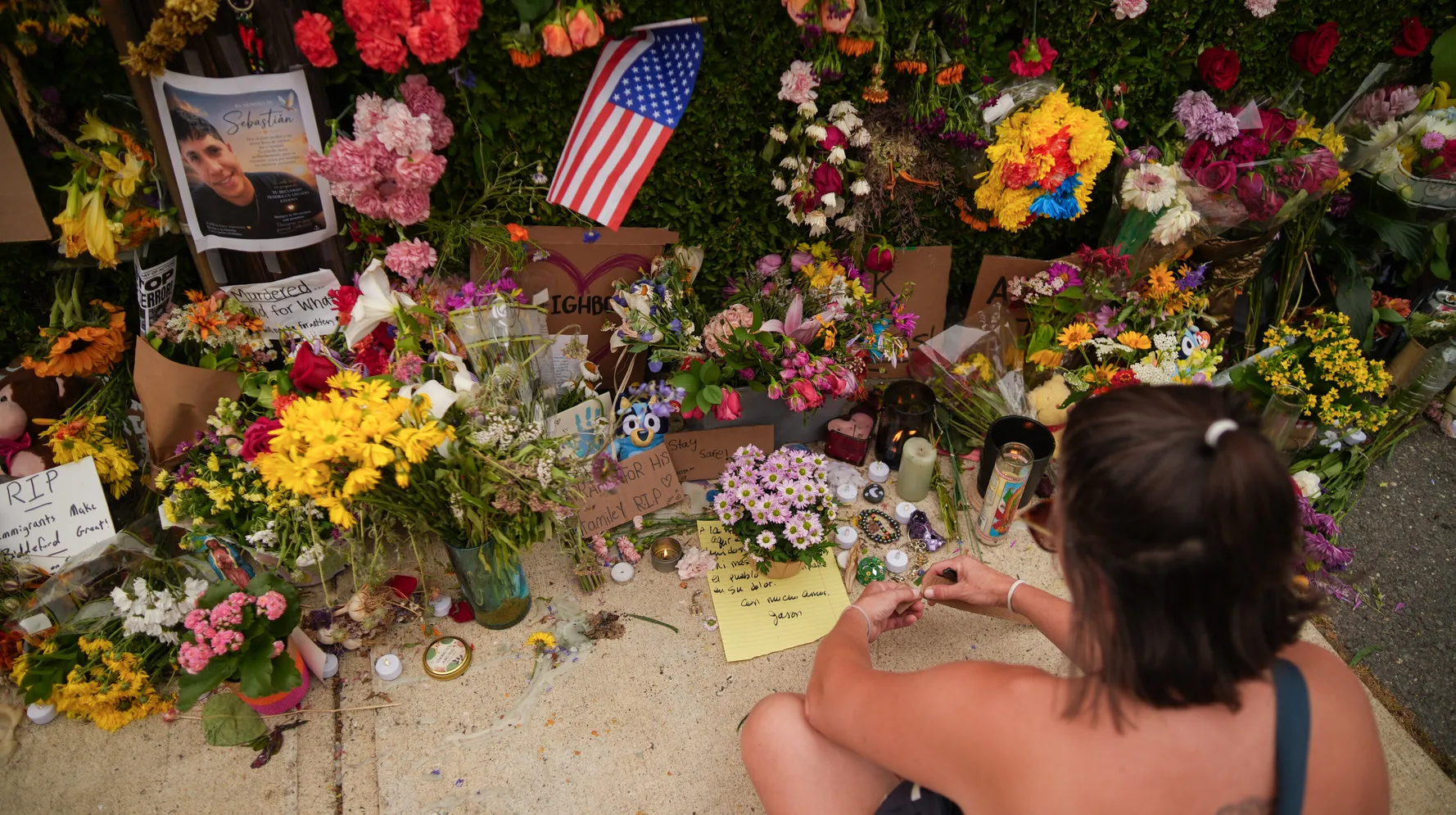 lawmakers-demand-answers-after-ice-officers-deadly-maine-shooting-sparks-vetting-concerns