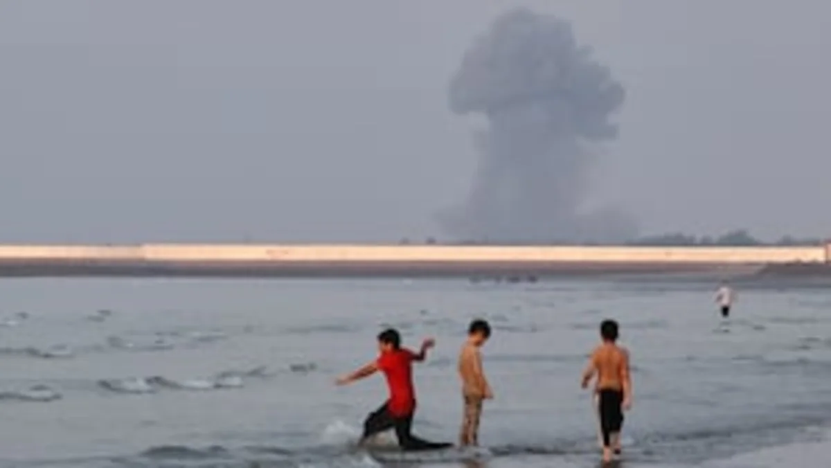 trumps-20-hormuz-toll-sends-oil-soaring-as-us-strikes-iran-for-a-third-night
