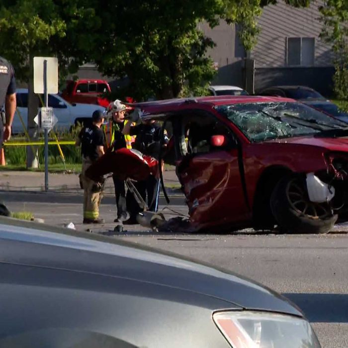 Two Young Children Hospitalized After Omaha Intersection Crash