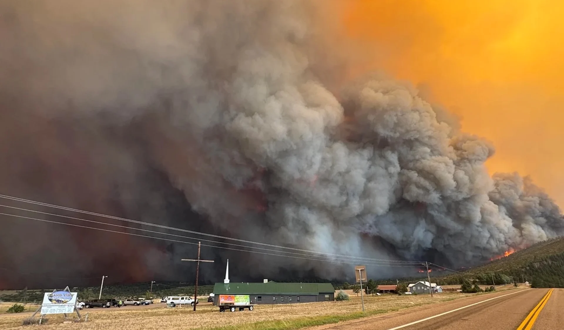 aspen-acres-fire-explodes-past-50000-acres-as-colorados-top-priority-blaze-forces-widespread-evacuations