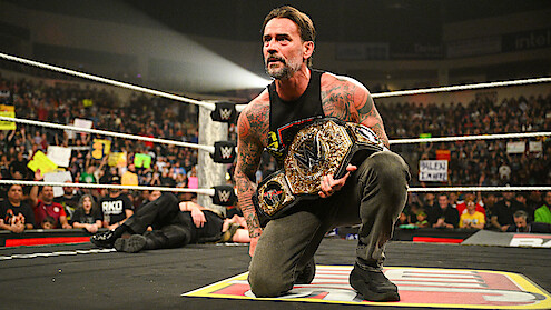 CM Punk Shocks Chicago With Stunning WWE Championship Victory on Raw