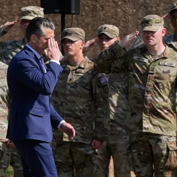 Hegseth Brands Hecklers “Ingrates” as Trump Officials Rally Behind National Guard in DC