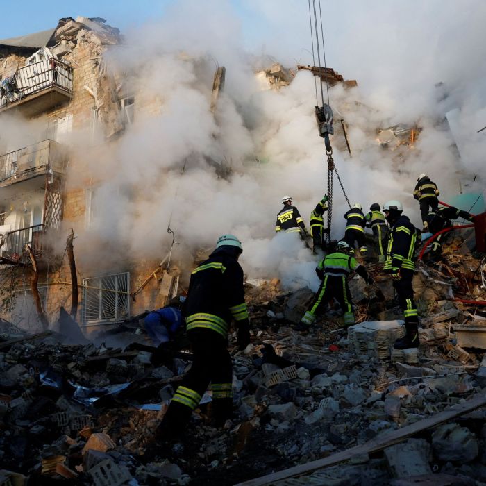 Russian Missiles Strike Kyiv, Killing Two Hours After Ukraine-EU Drone Deal