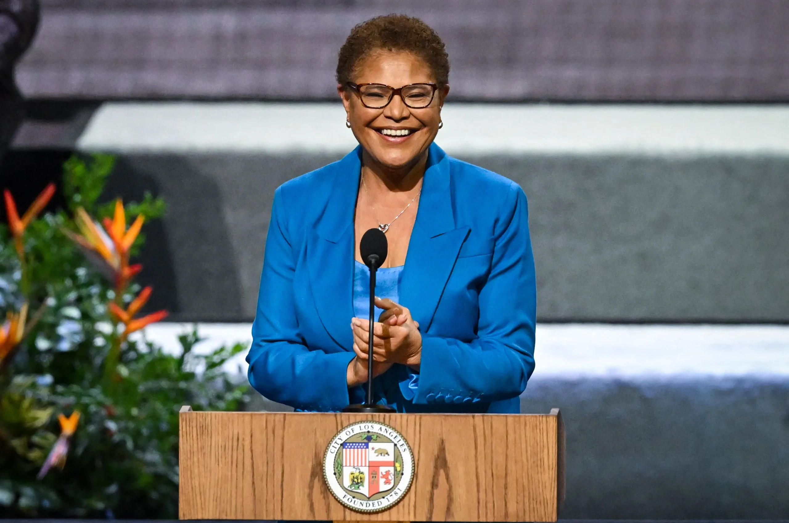 rising-street-homelessness-in-los-angeles-undercuts-karen-bass-ahead-of-november-vote