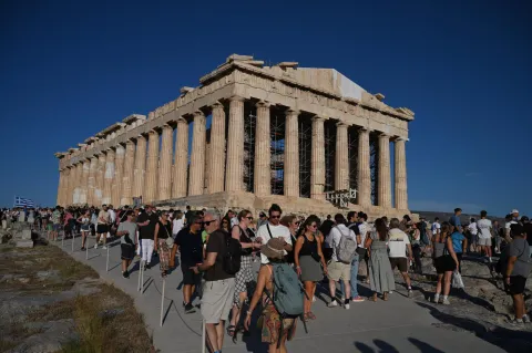 Two American Tourists Stabbed Near Acropolis Museum in Rare Athens Street Attack