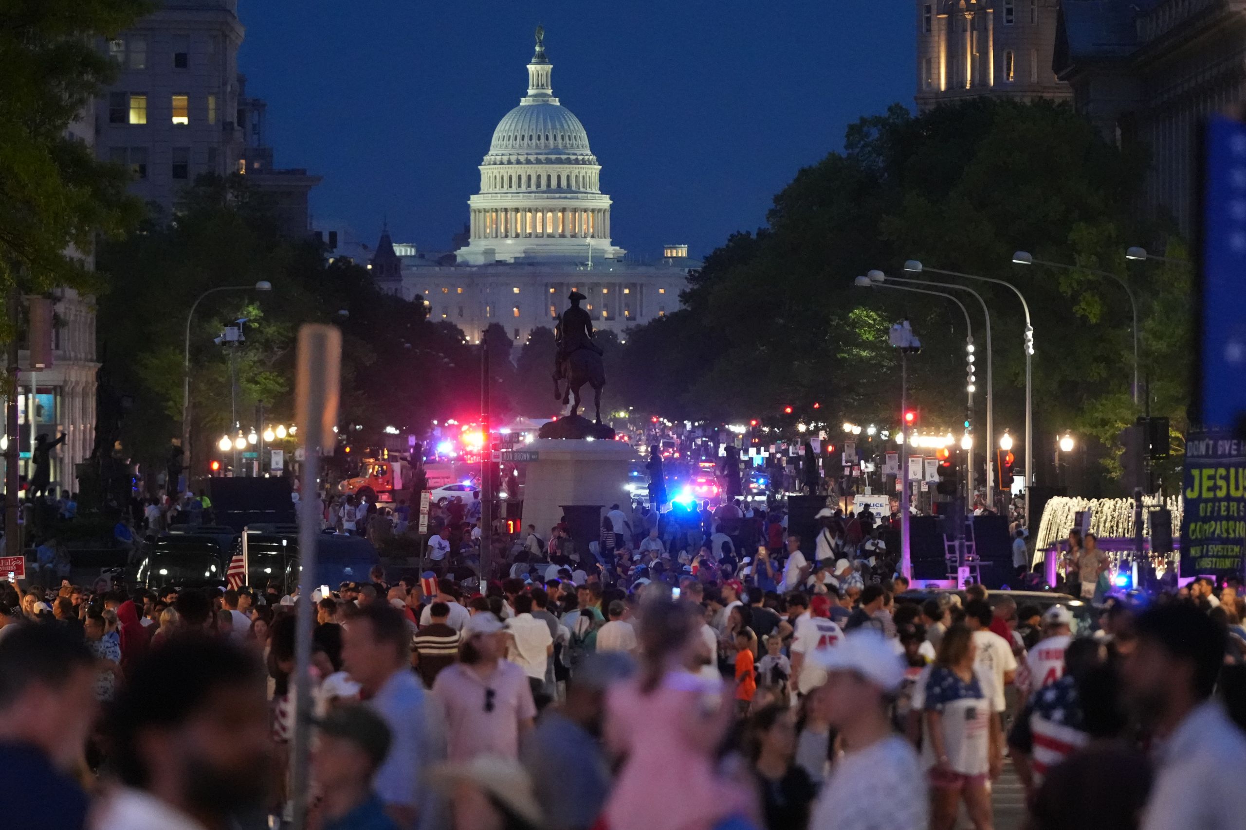 storms-and-politics-collide-at-americas-250th-independence-celebrations