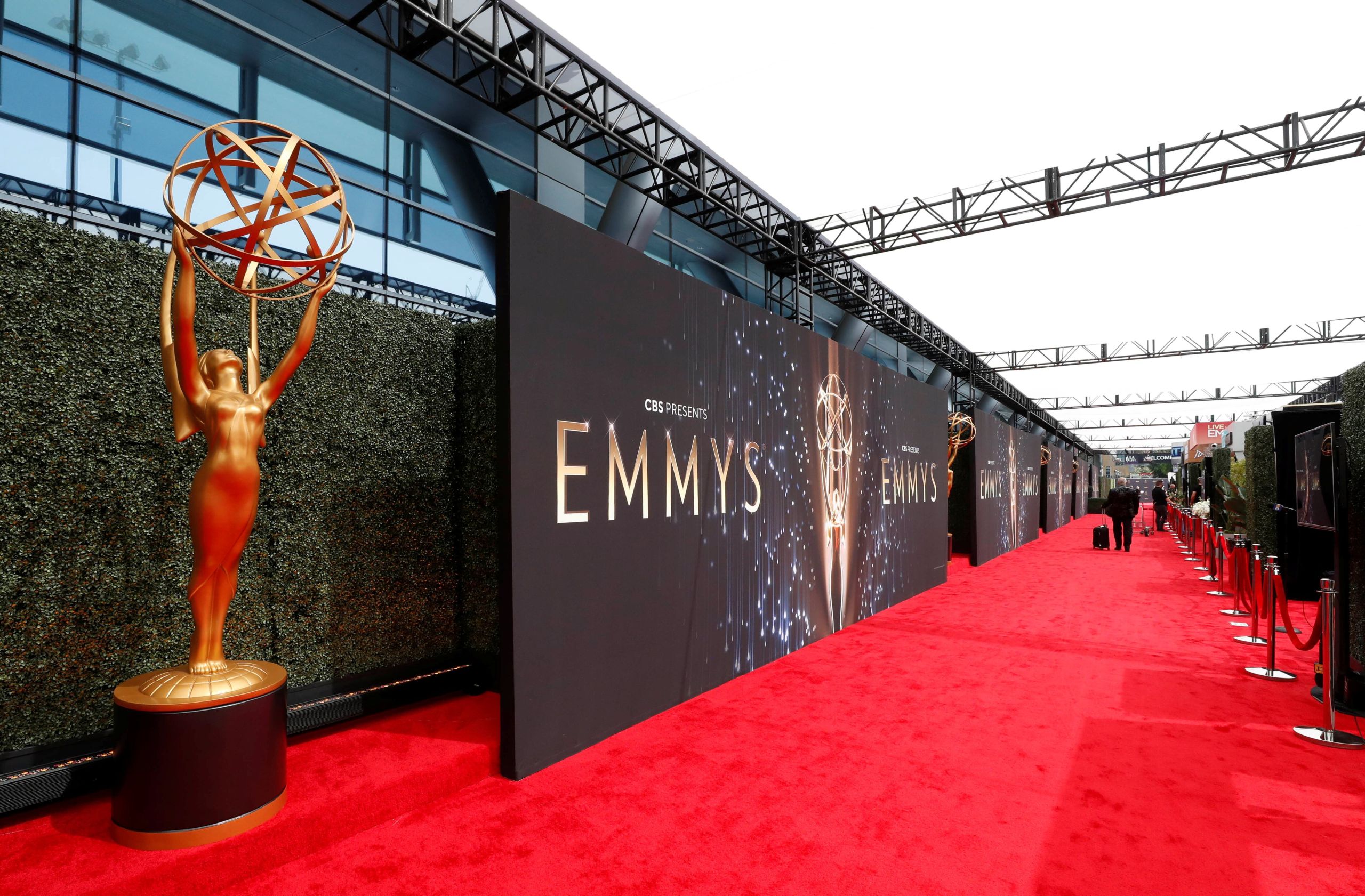 the-pitt-rules-the-2026-emmys-with-25-nods-as-hacks-makes-comedy-history