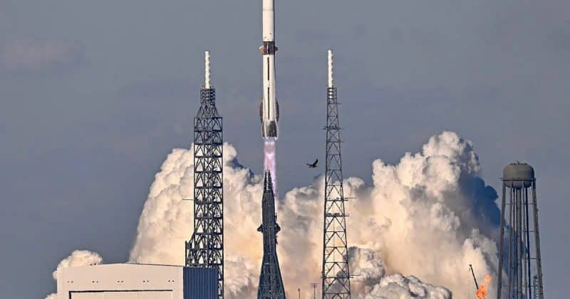 blue-origin-reportedly-raising-10-billion-at-a-130-billion-valuation