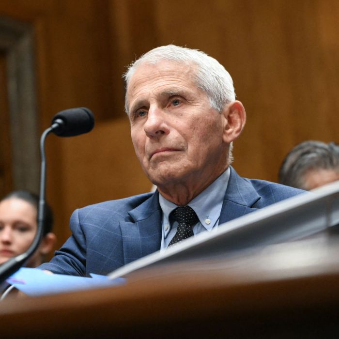 Inside Fauci’s Private Journals: A Blunt Verdict on the Reporting That Fueled the Lab-Leak Case