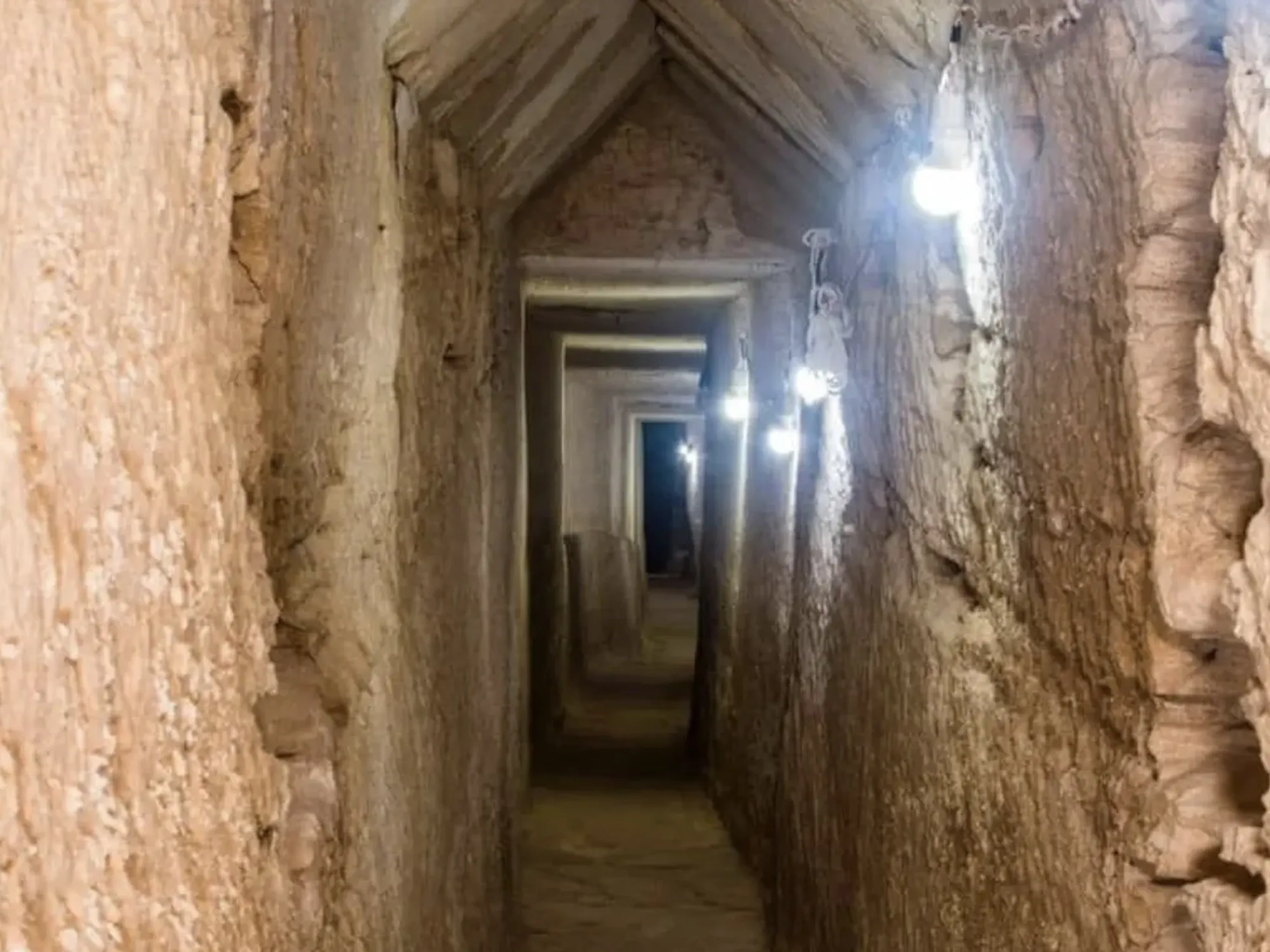 the-tomb-of-paser-dutch-archaeologists-uncover-a-lost-chapter-of-ancient-thebes