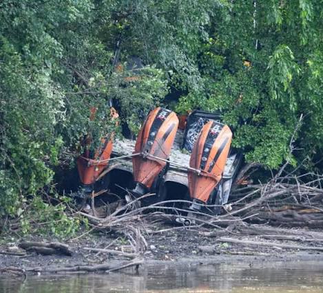 Woman Killed in Fox River Boat Collision as McHenry County Investigation Continues