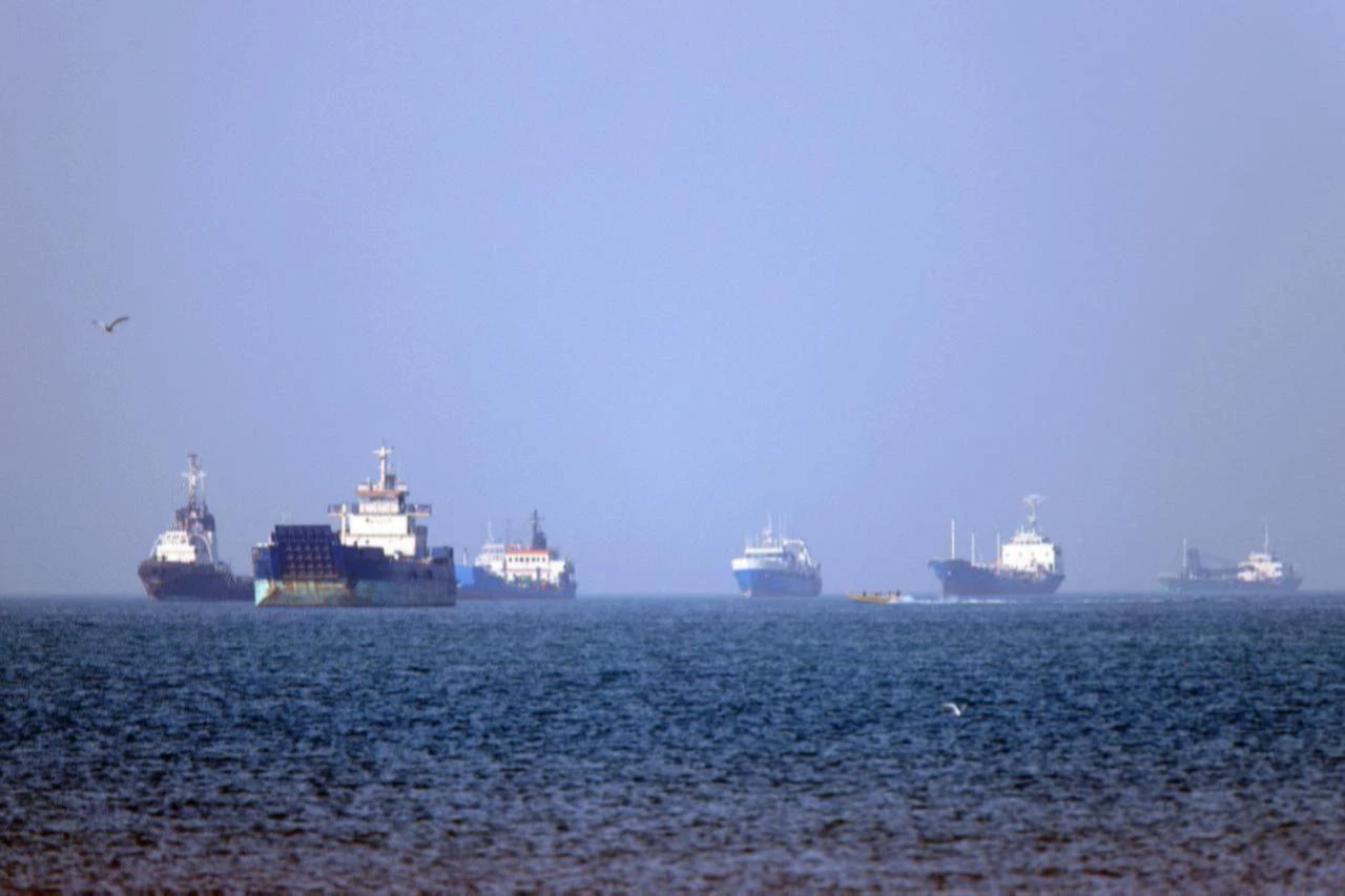 oman-floats-a-malacca-style-deal-for-hormuz-as-iran-weighs-shared-control