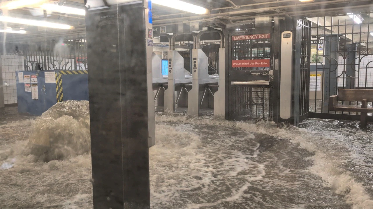 nyc-digs-out-after-flash-floods-swamp-streets-ground-flights-and-test-aging-infrastructure
