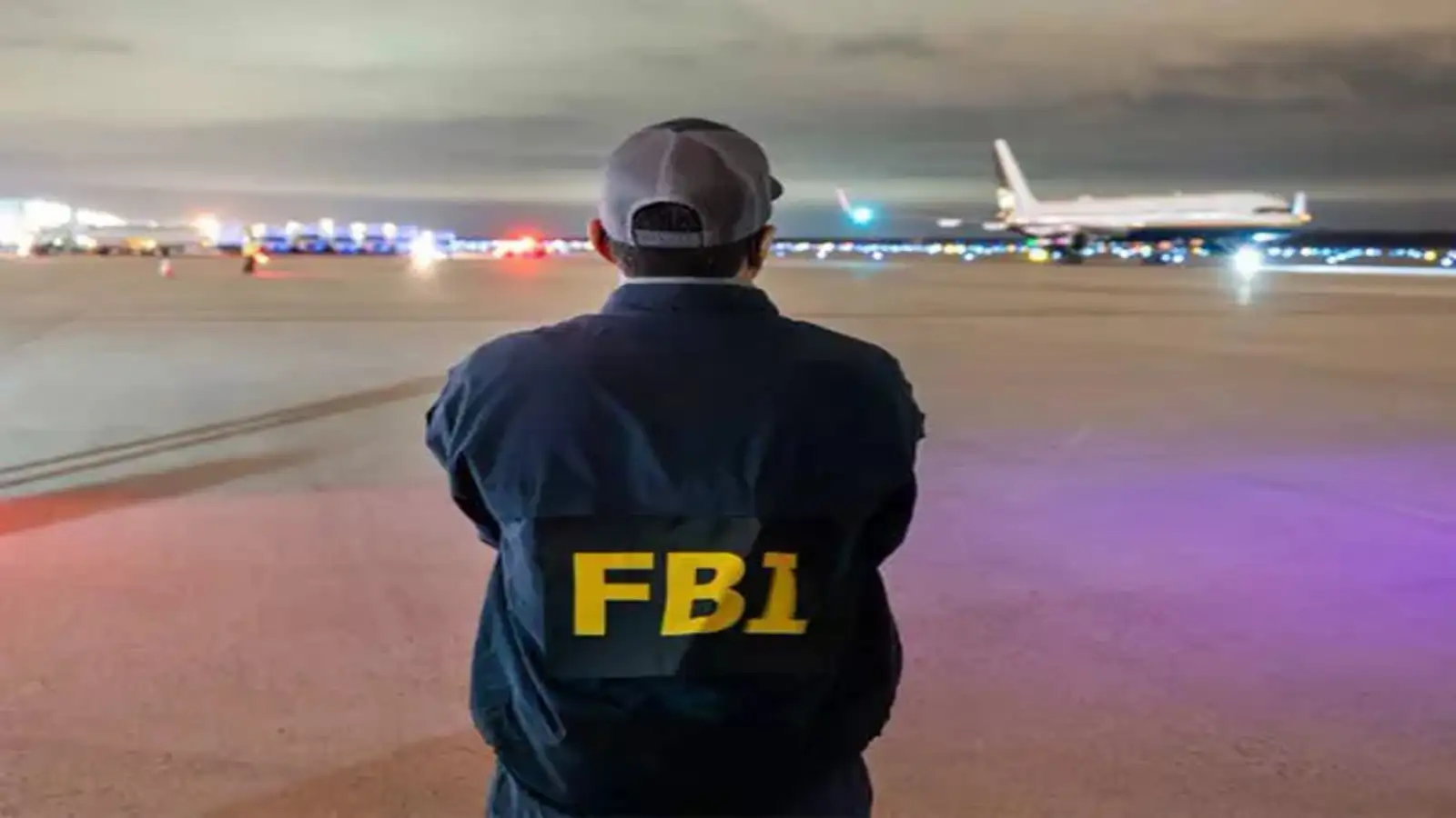 fbi-steps-back-from-immigration-agent-cases-handing-them-to-dhss-own-investigators