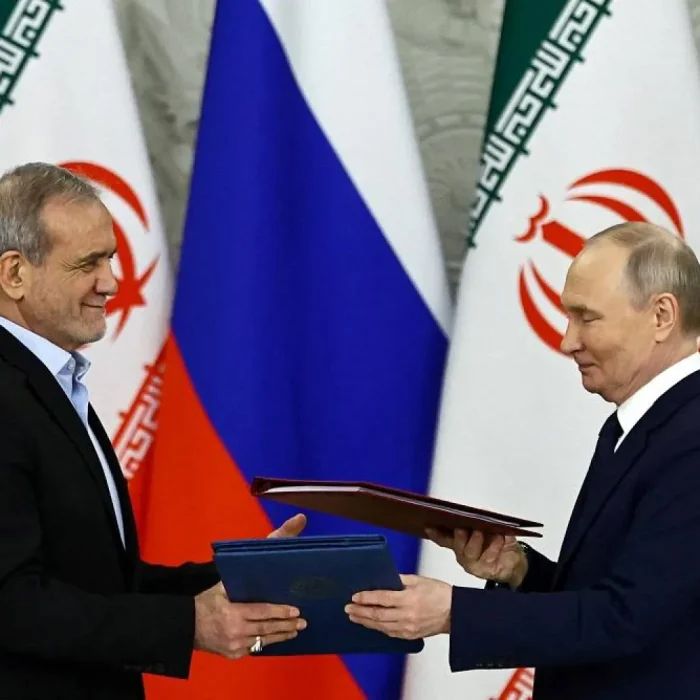 Iran Vows Resistance to Sanctions, Pairing Diplomacy With Defense in New Government Statement