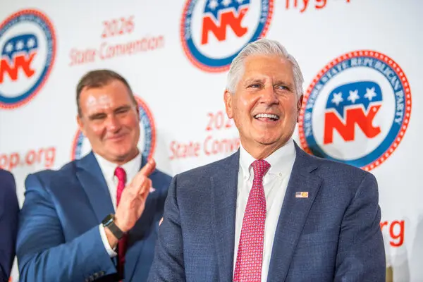 Trump Takes Crime Fight to Long Island in Bid to Lift Bruce Blakeman Against Kathy Hochul