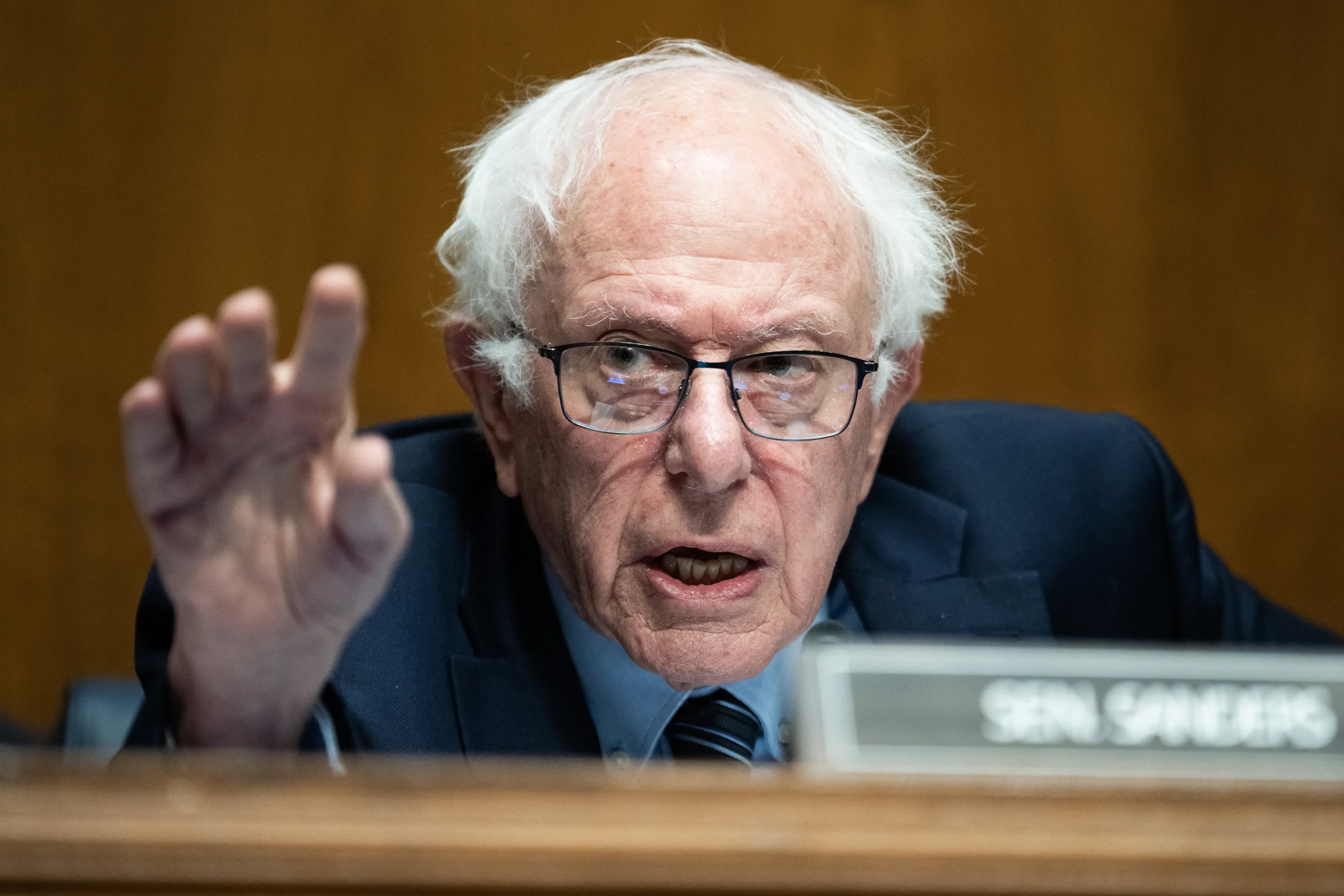 2028-democrats-dodge-bernie-sanders-call-to-pause-ai-development