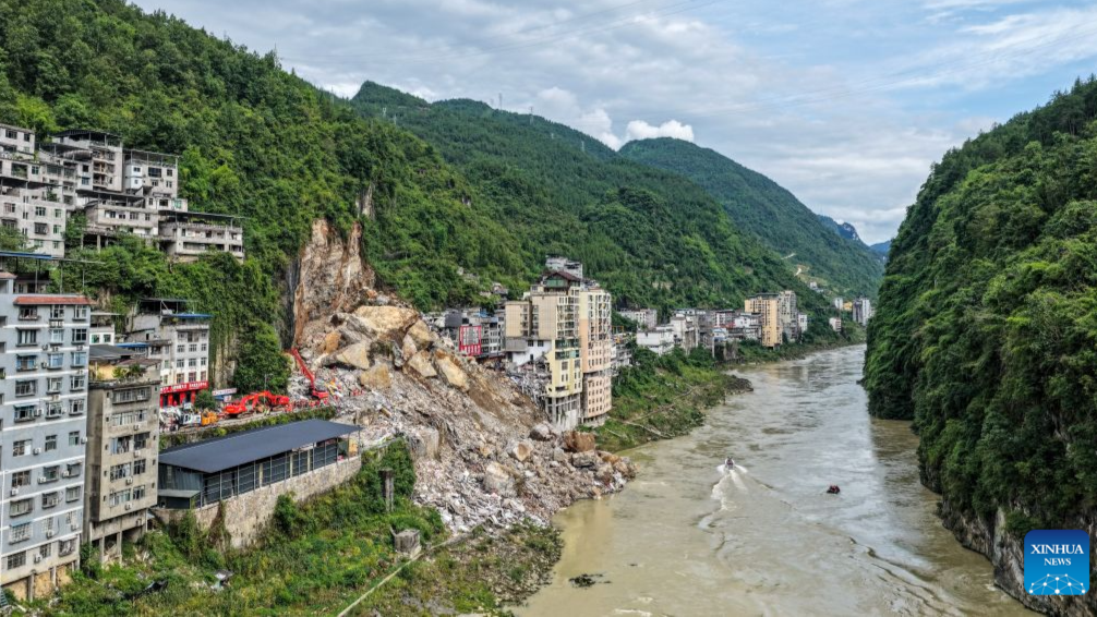 a-storm-the-size-of-13-zhejiangs-china-turns-to-ai-and-drones-as-typhoon-dolphin-approaches