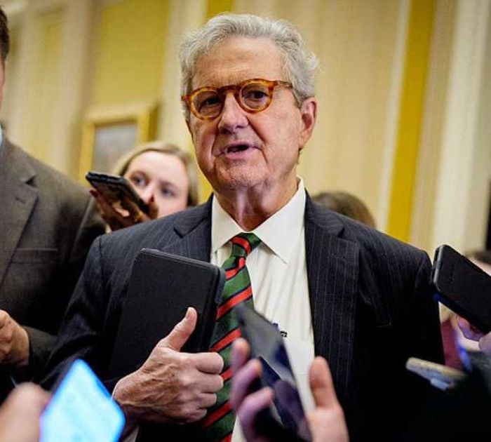 Kennedy Breaks With Trump on Reflecting Pool Case: ‘He Exists Loudly’