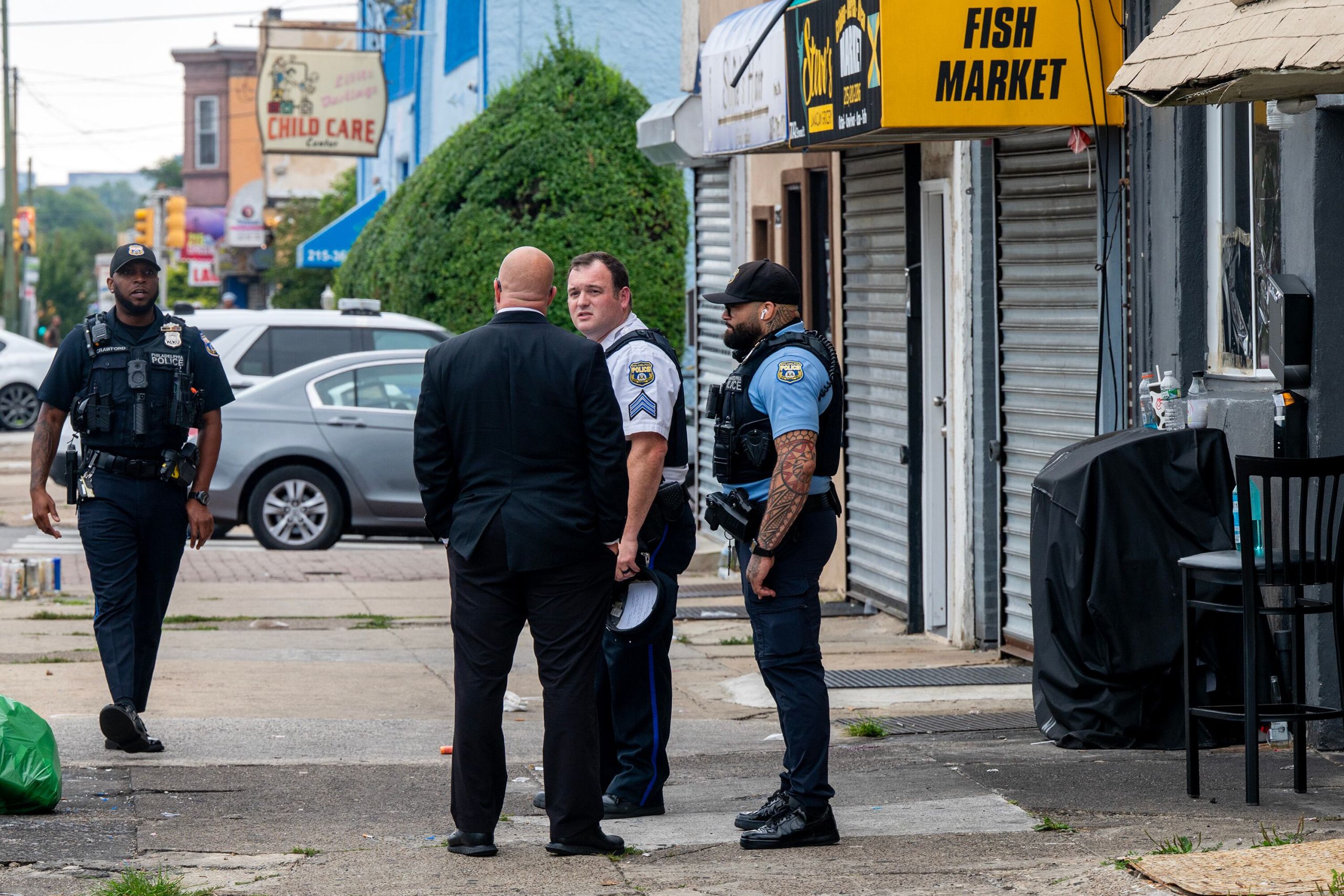 off-duty-officer-killed-outside-philadelphia-after-hours-lounge-as-manhunt-continues