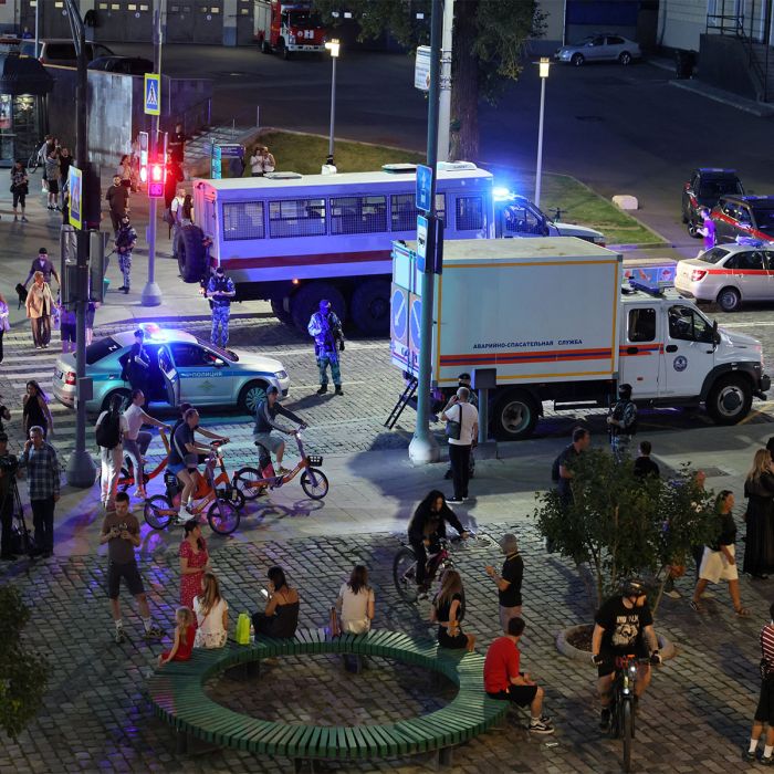 Moscow Restaurant Blast Kills Three as Investigators Probe Explosive Attack