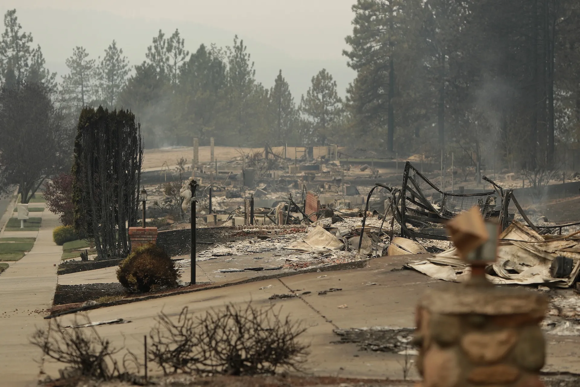 spokane-county-leaders-see-the-full-toll-of-the-old-trails-and-fairview-fires-from-the-air