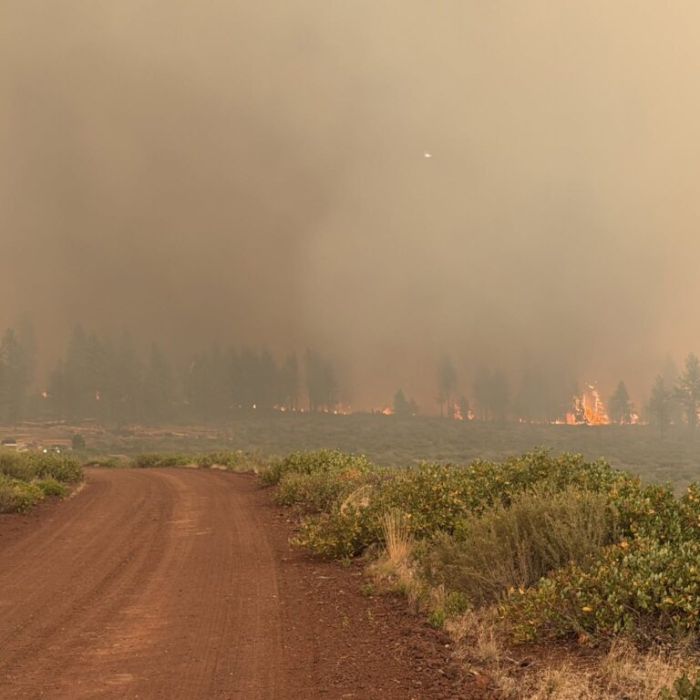 Round Butte Fire Forces Evacuations Near Madras as Rare Fire Weather Alert Hits Central Oregon