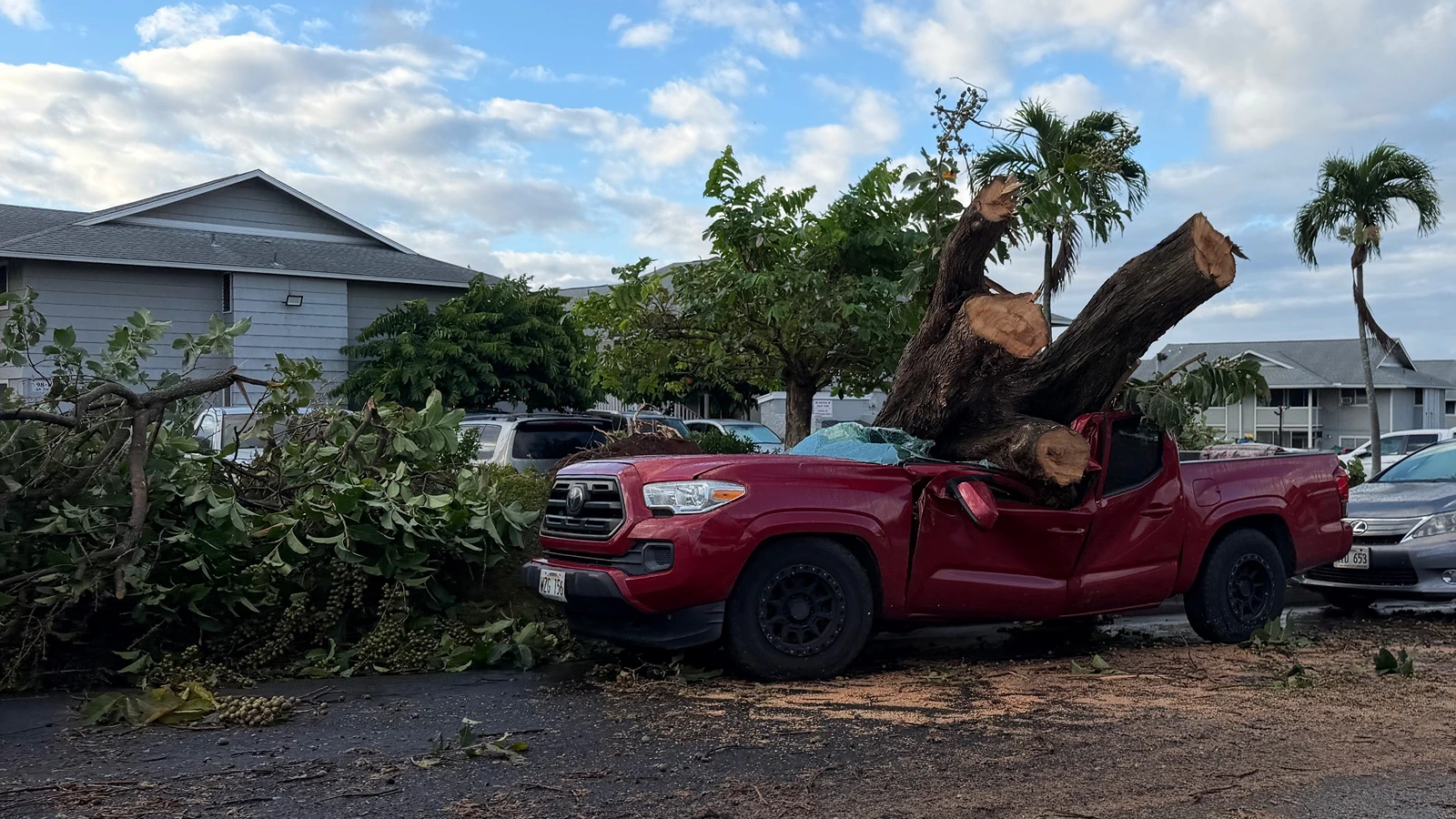 hawaii-returns-to-routine-schools-and-offices-reopen-after-hurricane-lala