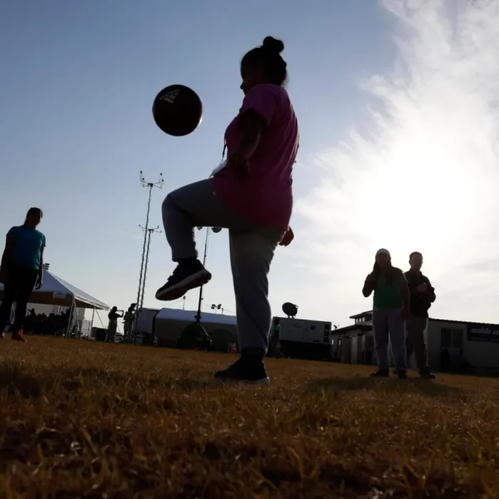 26,000 Migrant Children Face Immigration Court Alone as Federal Legal Contract Expires