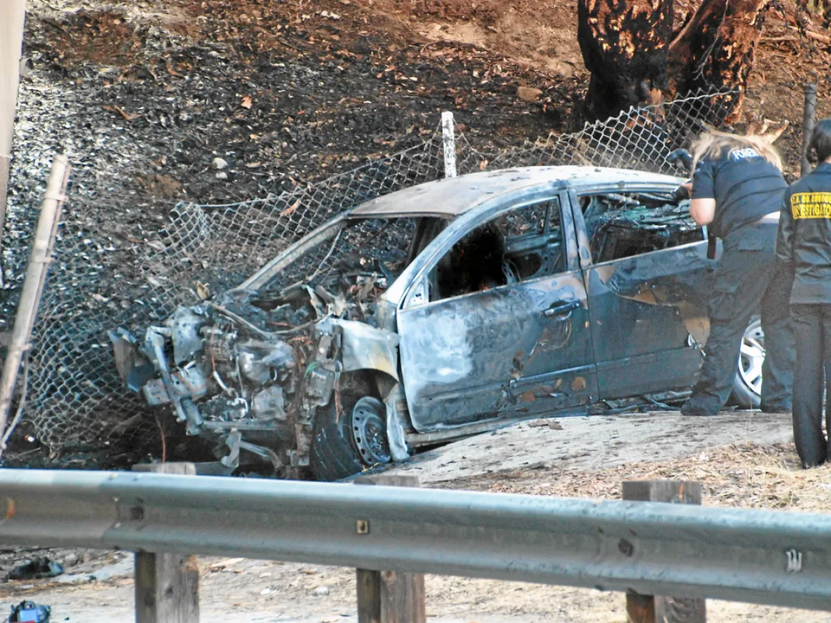 burbank-hillside-blaze-traced-to-single-vehicle-crash-as-crews-halt-its-spread