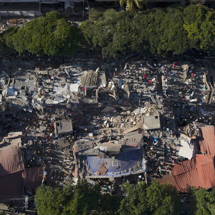 Colombia Puts Early Earthquake Damage at $9.6 Billion as New President Faces First Crisis