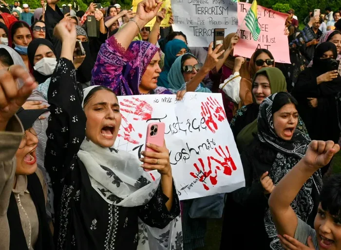 Crisis in Pakistan-Administered Kashmir: Aid Appeals Grow as Protests Enter Third Month