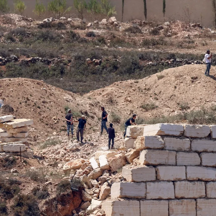 Four Days Without Water or Power: The Siege of Two Families in Qusra