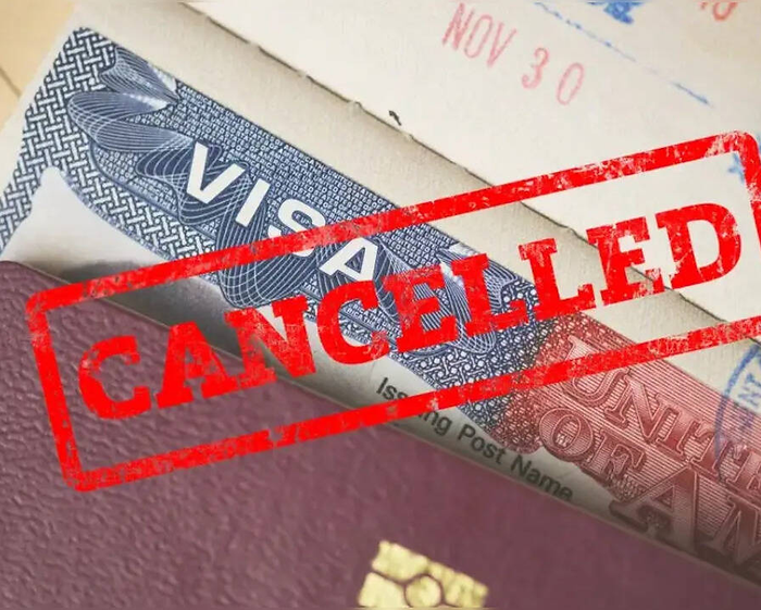 Up to 200,000 Visitor Visas Face Cancellation in Unprecedented US Immigration Sweep