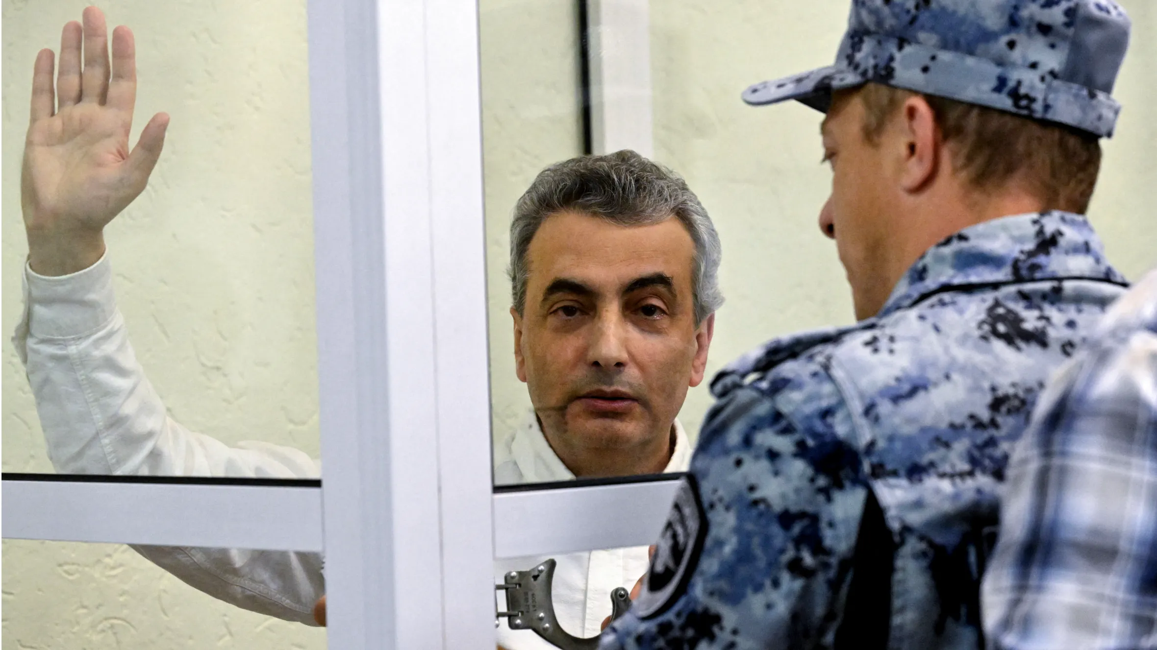 eleven-years-for-calling-for-peace-russia-jails-yabloko-deputy-and-bars-his-party-from-elections