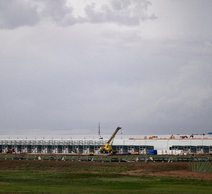 Texas Hits Pause on Data Center Approvals as Abbott Orders Statewide Audit