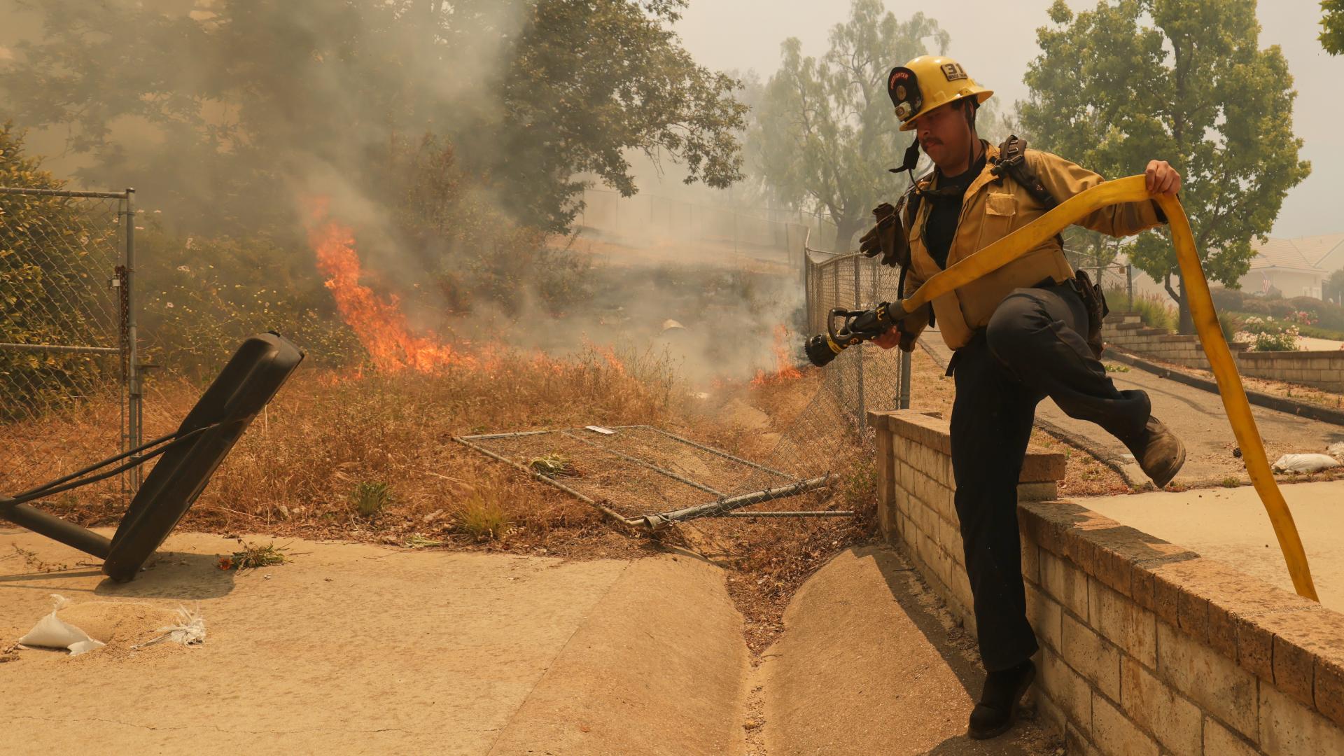 three-human-caused-fires-force-thousands-from-homes-as-washoe-county-schools-close-again