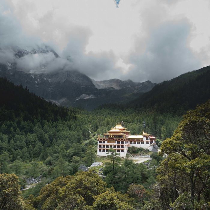 From Shangri-La to Summit Ground: Eight Decades Inside the President’s Mountain Hideaway