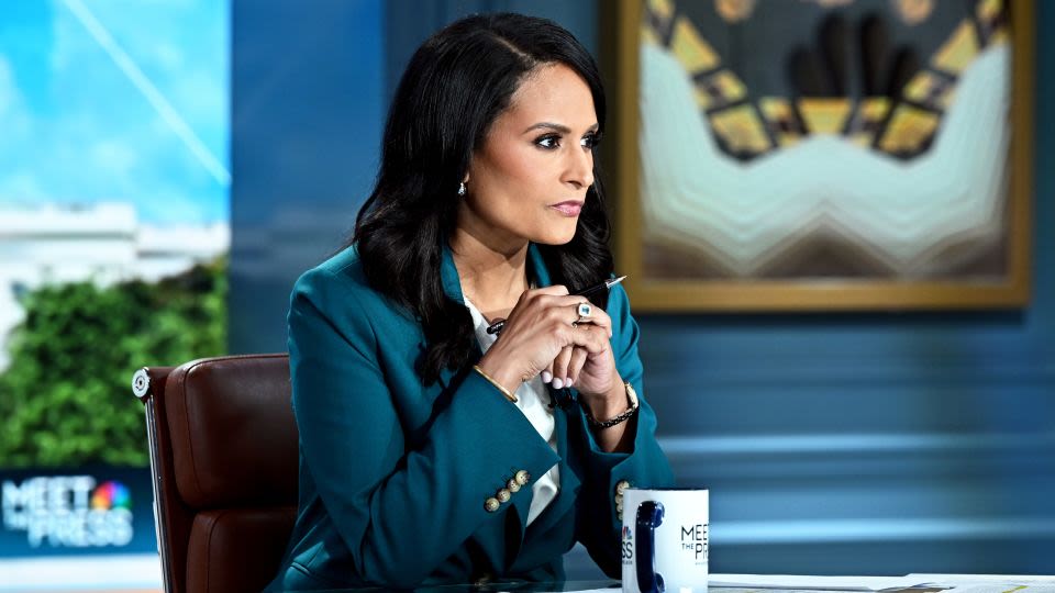 one-word-sparks-a-regulator-threat-trump-calls-for-fcc-action-against-nbcs-kristen-welker