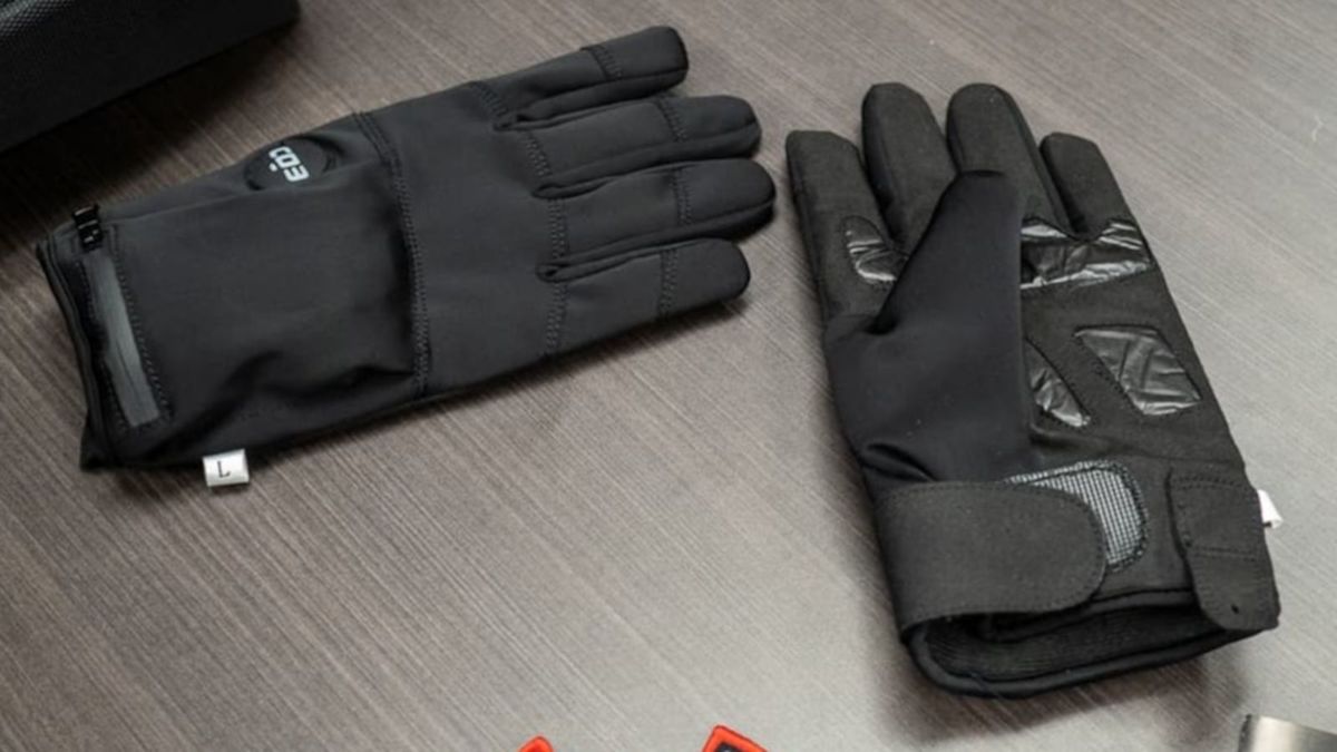 three-years-of-emails-one-recipient-how-shock-gloves-reached-omaha-classrooms
