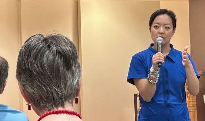 A Democratic Socialist Leads in Wisconsin as Voters Weigh Change Against Electability