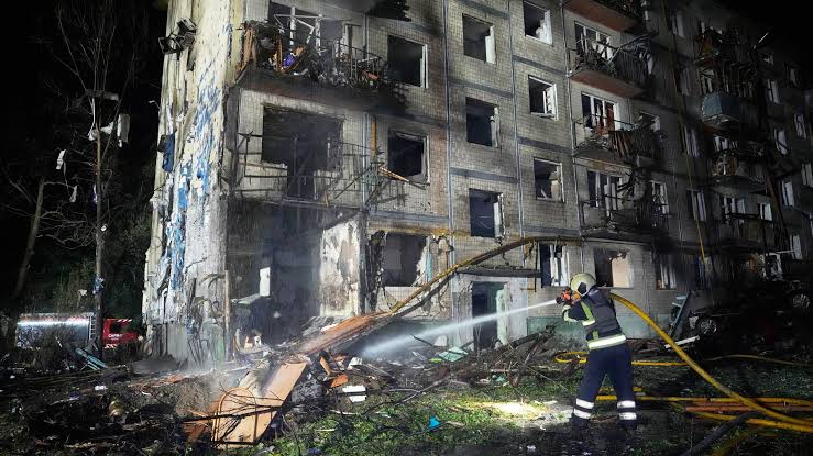 nine-dead-in-kyiv-after-overnight-barrage-as-ukraines-missile-defences-run-thin
