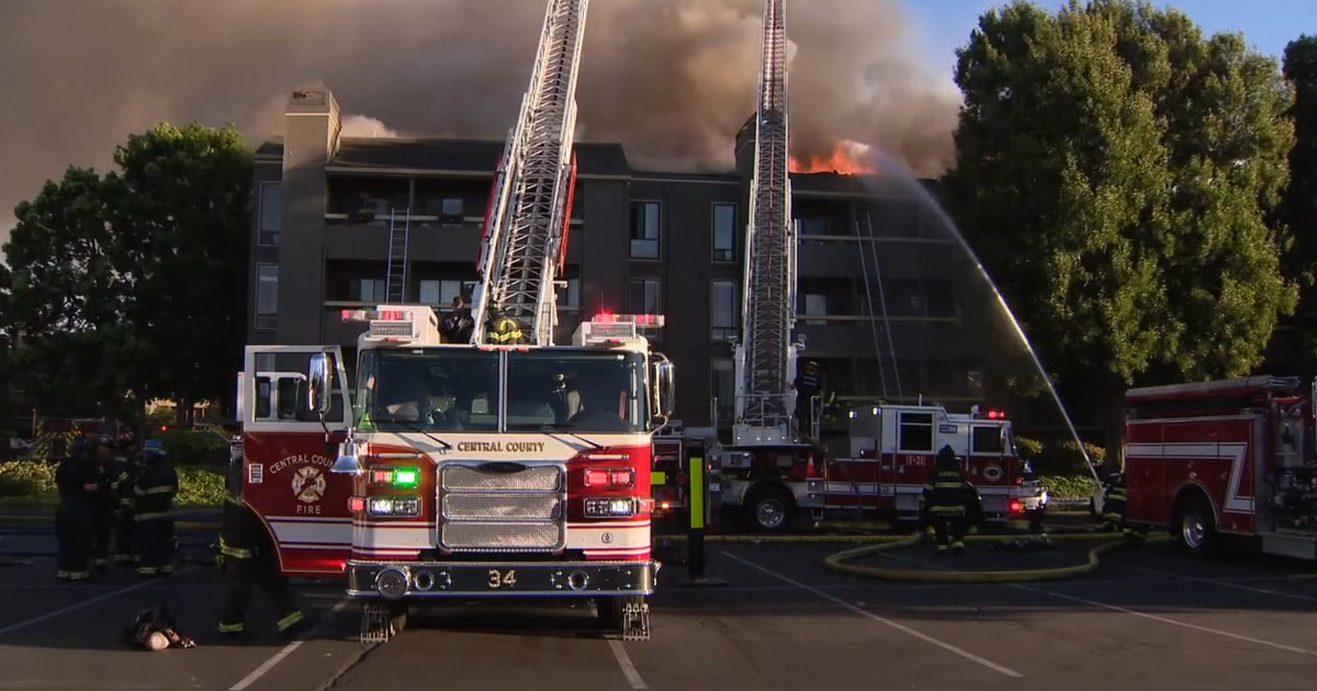 six-alarm-blaze-levels-foster-city-condo-building-leaving-dozens-without-homes