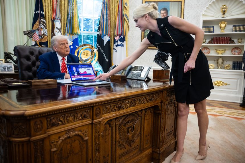 the-aide-who-rode-in-a-trunk-inside-natalie-harps-unusual-place-in-trumps-orbit